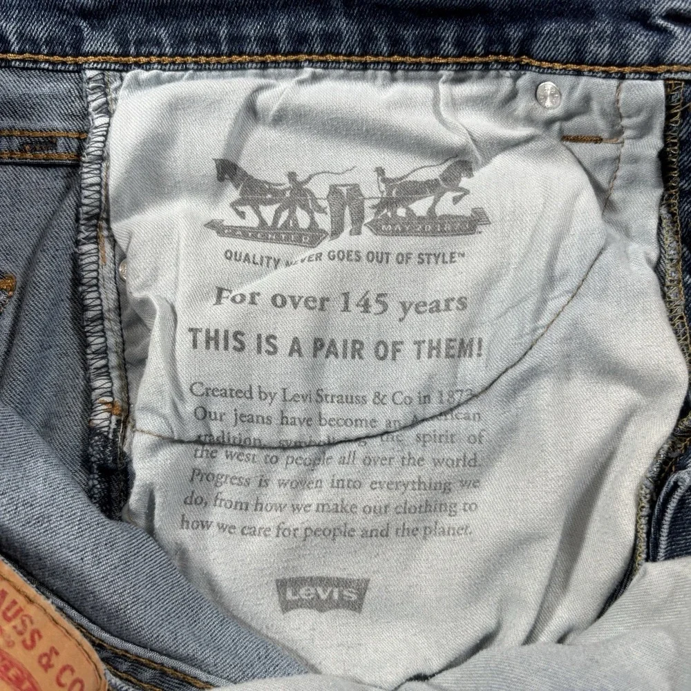 Levis 511 Jeans Mens 32x30 (Tag 34x32) Slim Fit Straight‎ Leg Medium Blue Denim